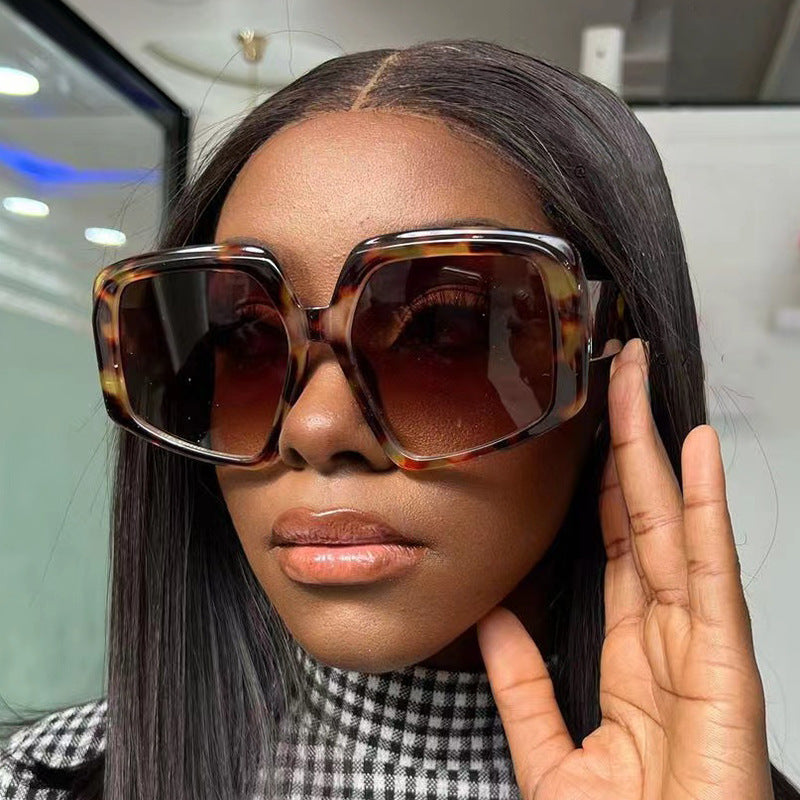 Special-Shaped Glasses