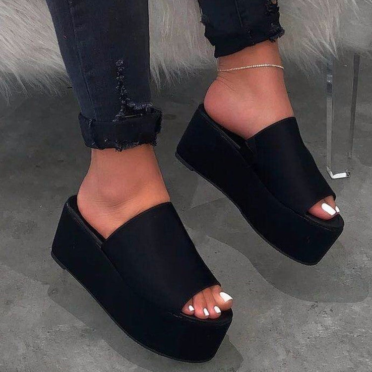 Peep Toe Platform Sandals