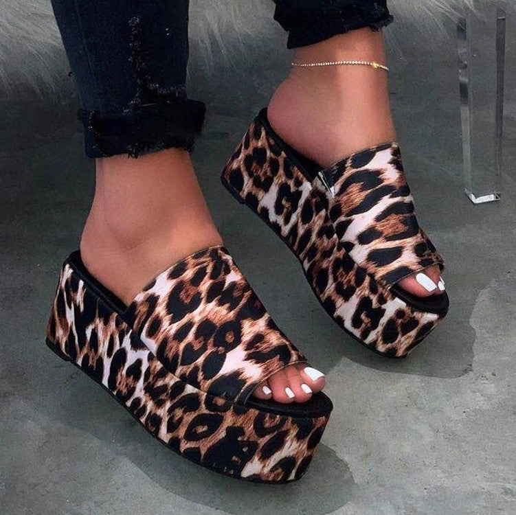 Peep Toe Platform Sandals
