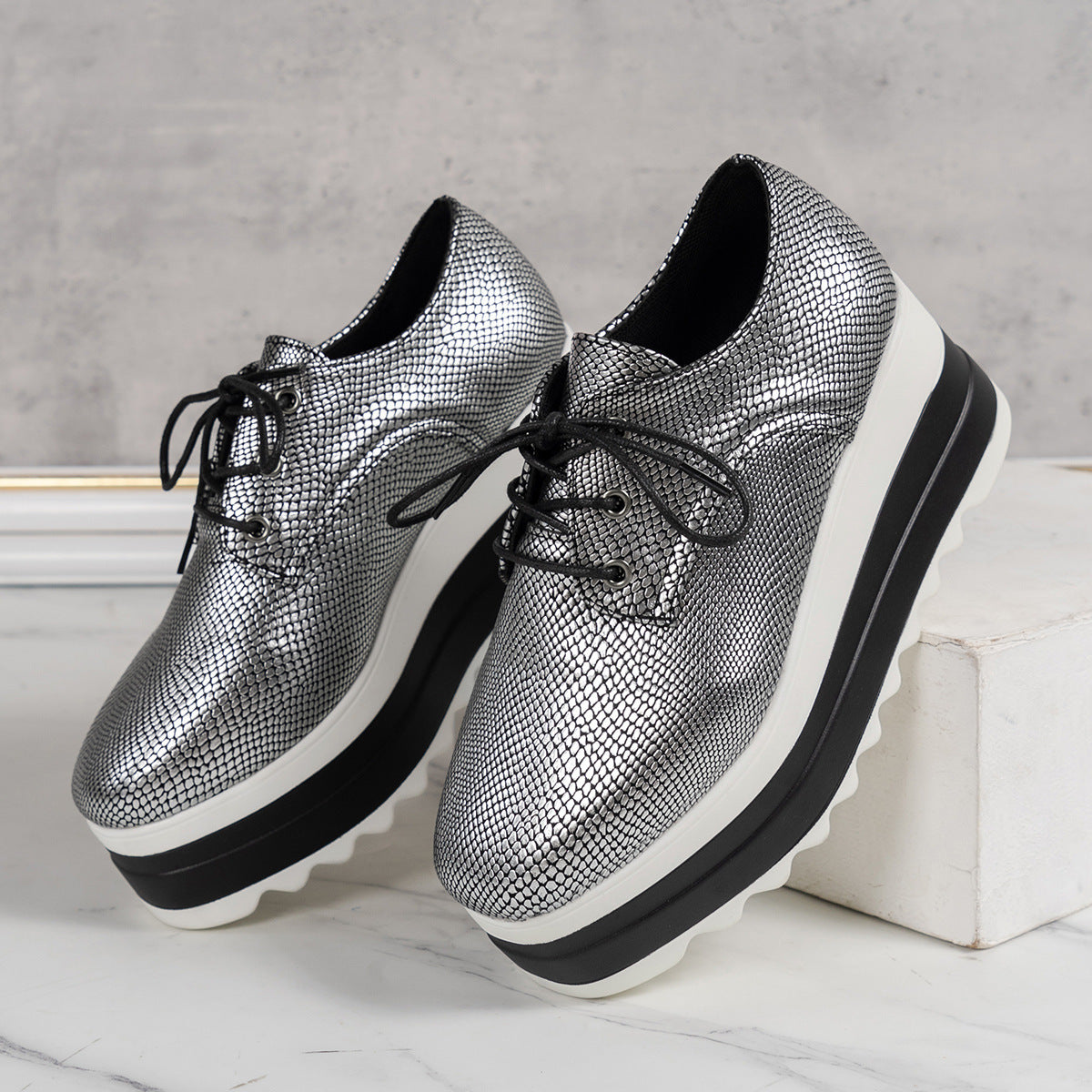 Round Toe Lace-up Platform Thick Bottom Shoes