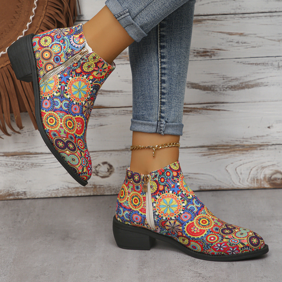 Pattern Short Boots