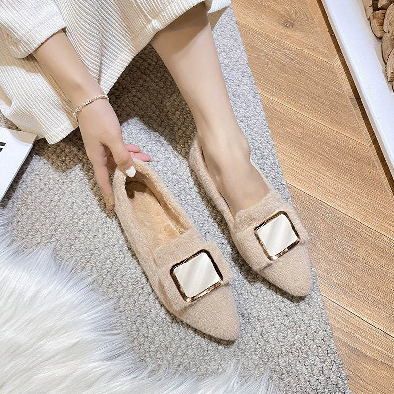 Pointed Flat Shoes