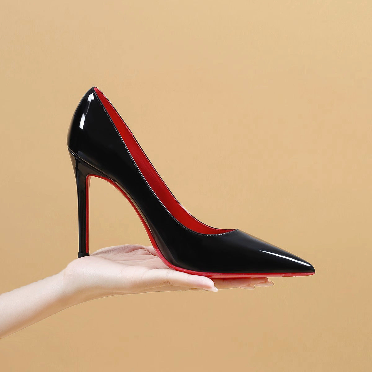 Black With Red Background Stiletto Heel Pumps