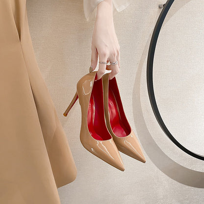 Red Background Stiletto Heel Pumps