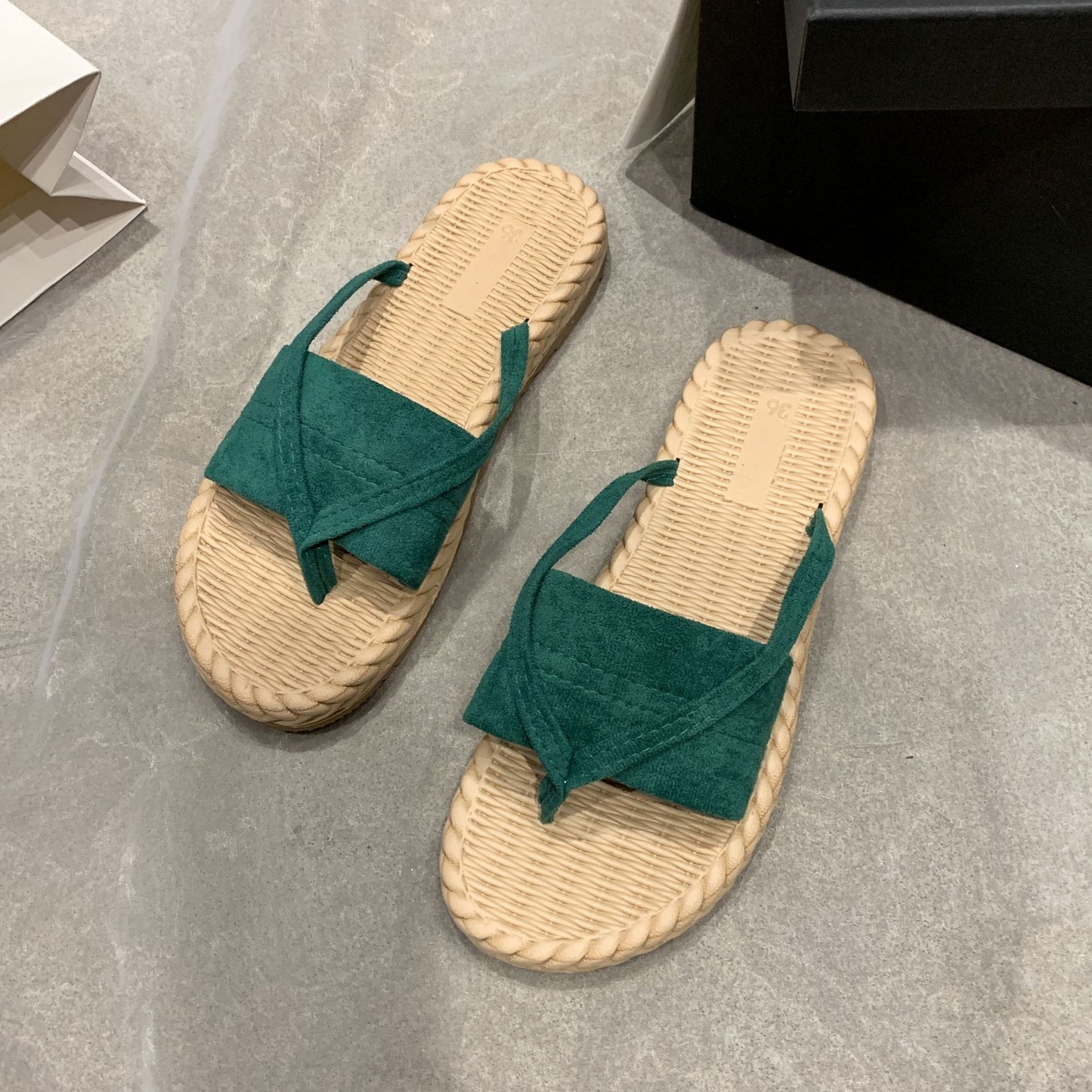 Seaside Flat Slippers