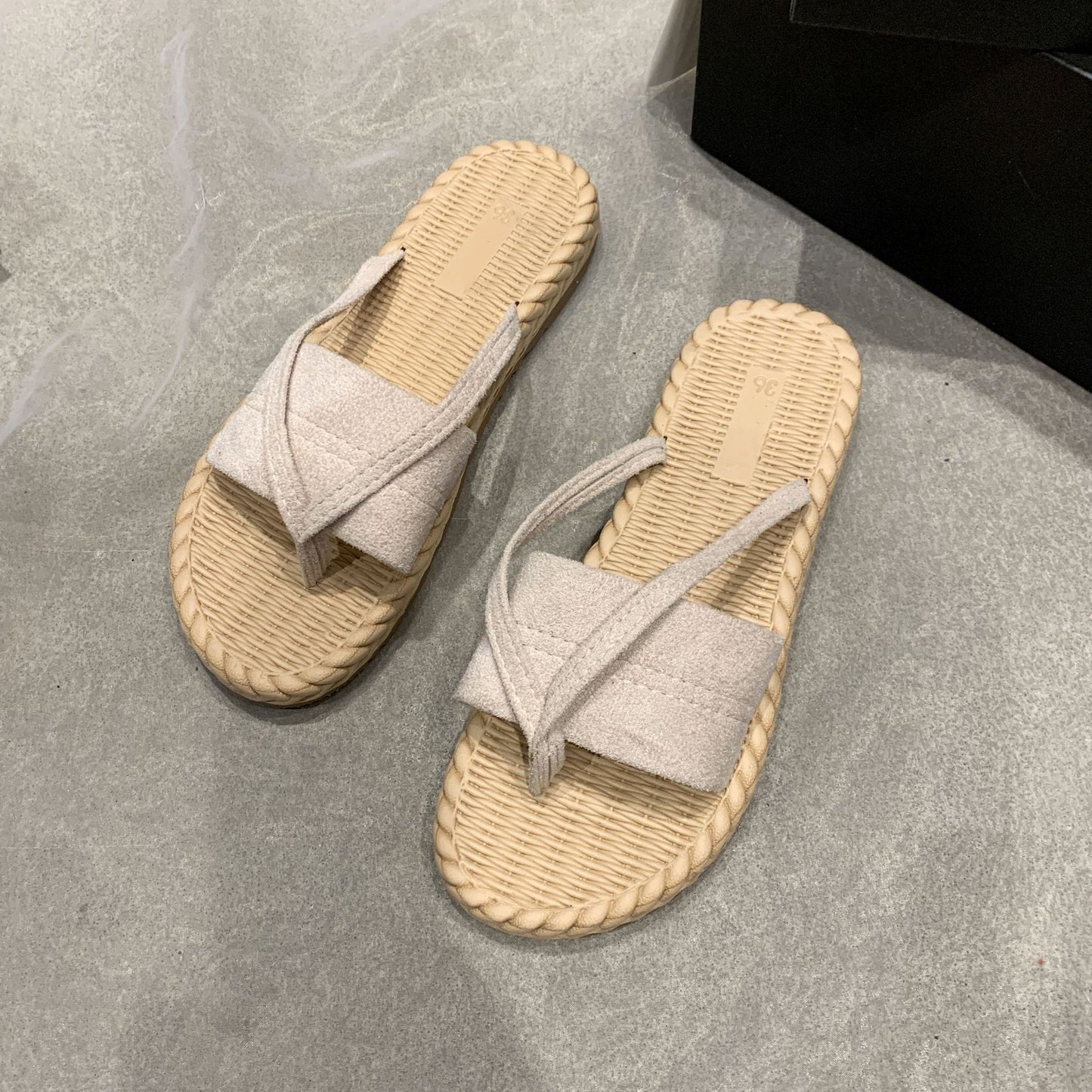 Seaside Flat Slippers