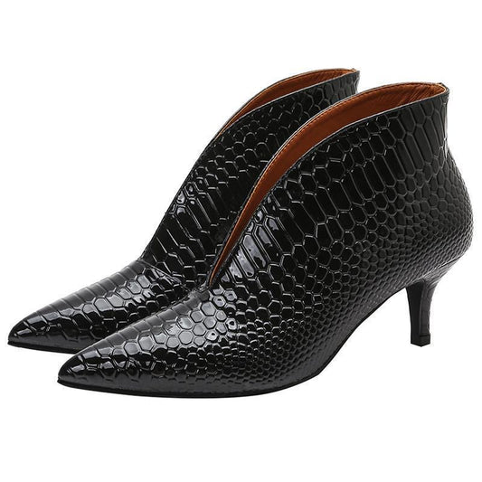 Pointed Toe Thin Lacquer Short Heel Boots