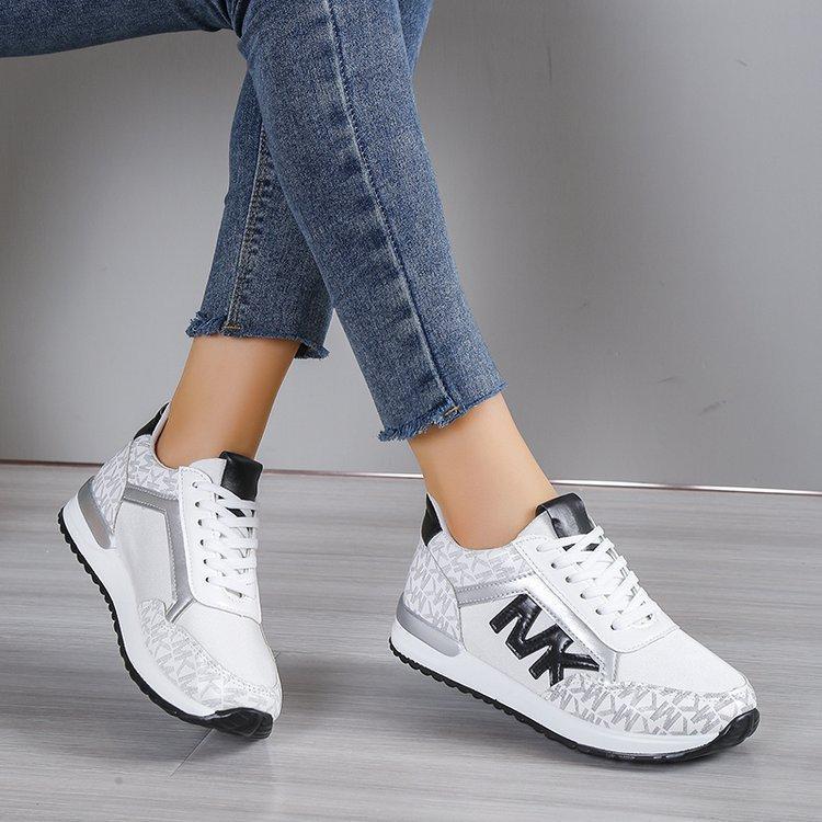 Printing Lace Up Round Toe Color Matching Running Shoes