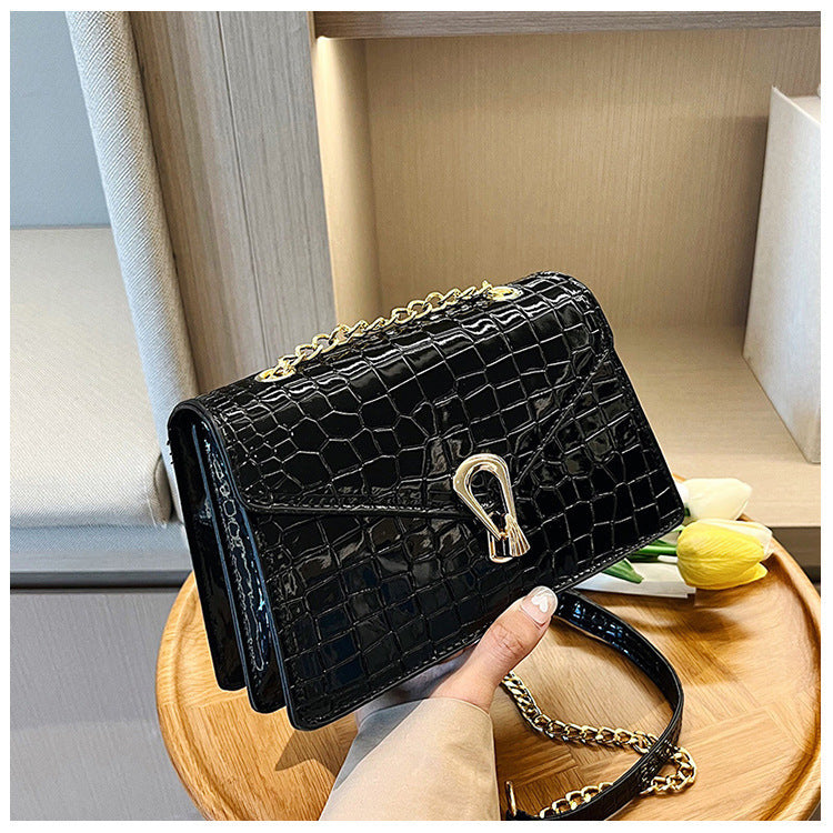 Crocodile Pattern Chain Bag