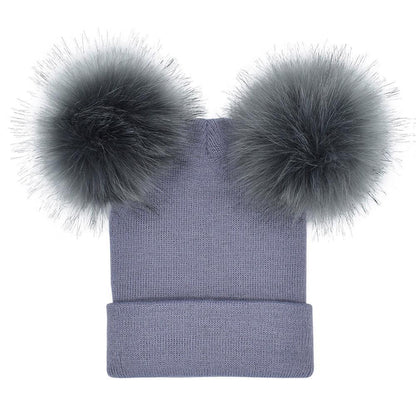 DOUBLE POM POM KNITTED HAT